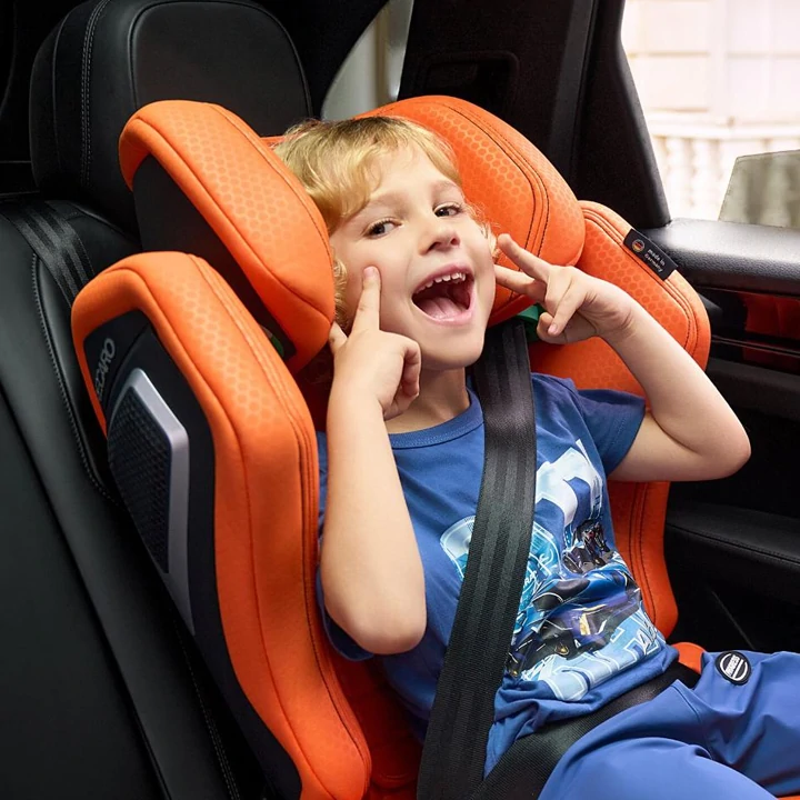 recaro axion 1
